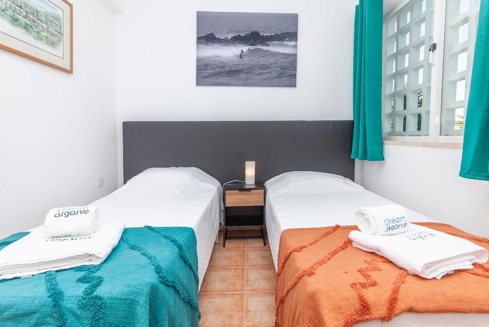 P - Meia-Praia Seaview Guesthouse Lagos Quarto foto